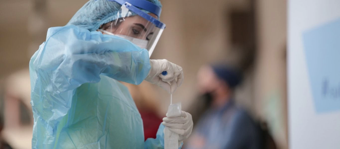 Κορωνοϊός: 1.585 τα νέα κρούσματα στη χώρα μας - 521 οι διασωληνωμένοι